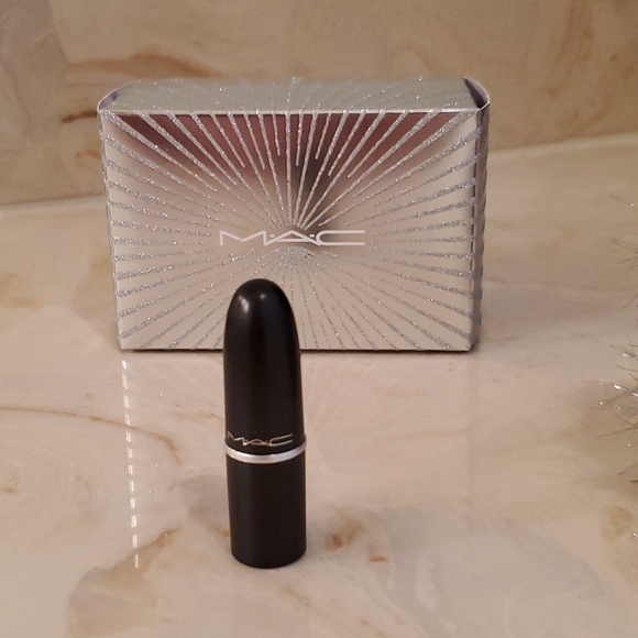 "Firework Like A Charm" M.A.C Mini Pouch/Lipstick - Picture 15 of 16